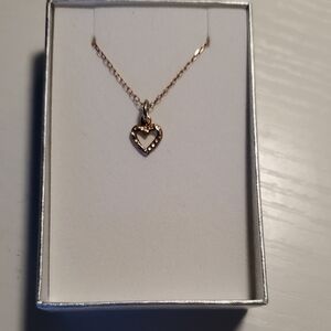Elegant Gold Heart Pendant Necklace